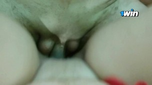 le mamo su polla y me trago su espeza leche