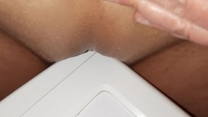 I Rub My Clit On The Washing Machine While It Vibrates And Cum Quickly – IkaSmokS